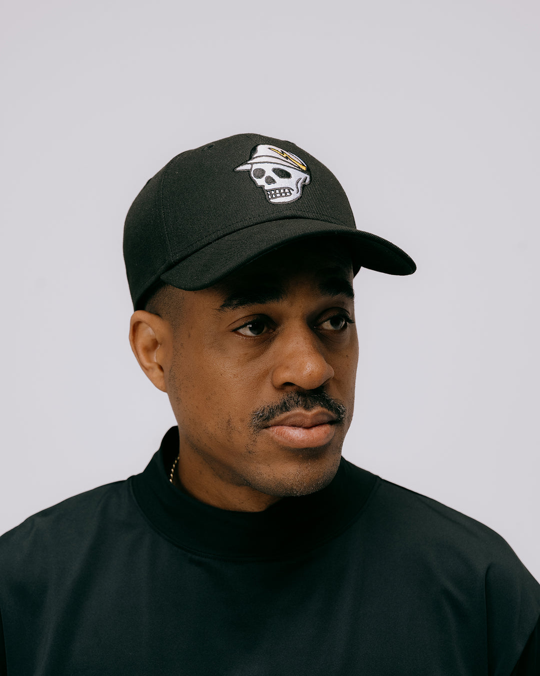 【DVG × NEW ERA®】 SKULL CAP 075762801-WHITE