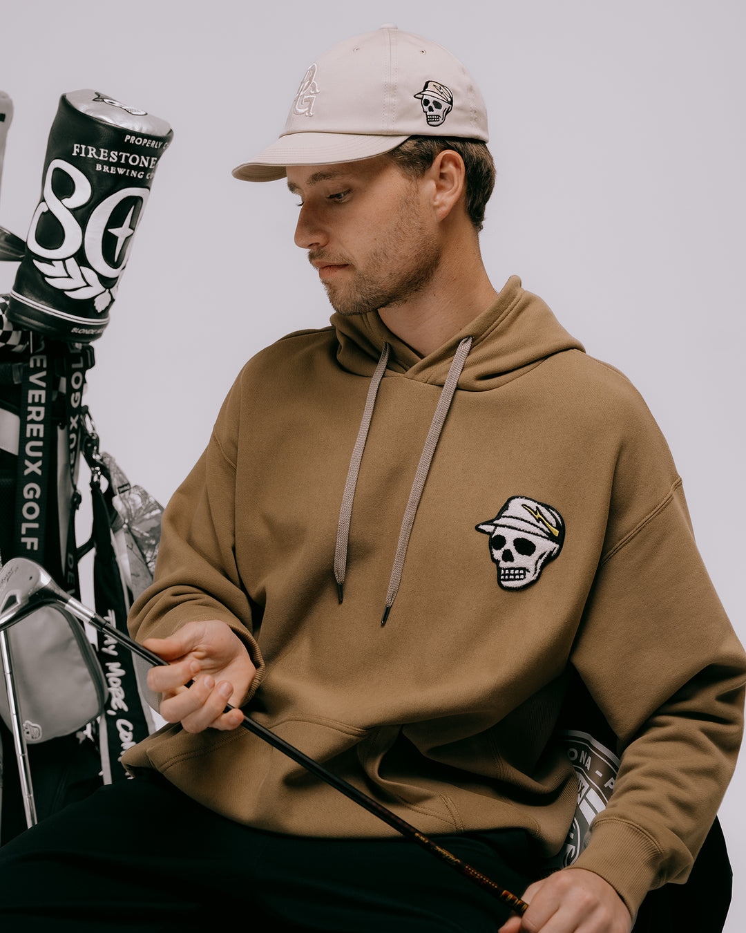 DVG HOODIE PULL OVER 075762004-WALNUT