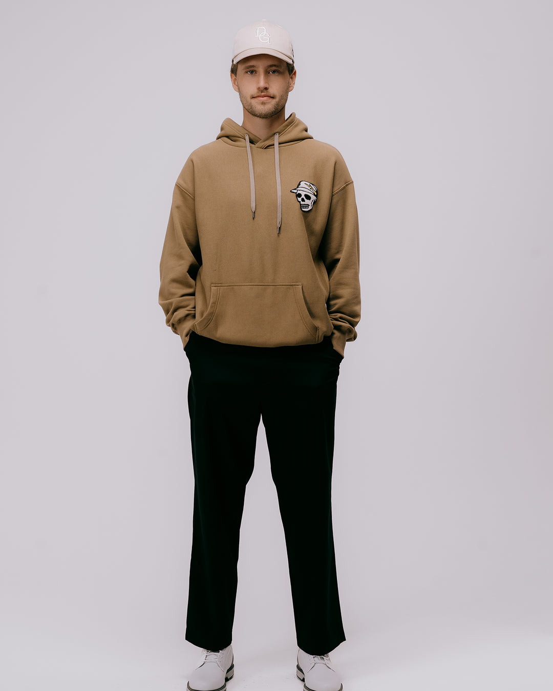 DVG HOODIE PULL OVER 075762004-WALNUT