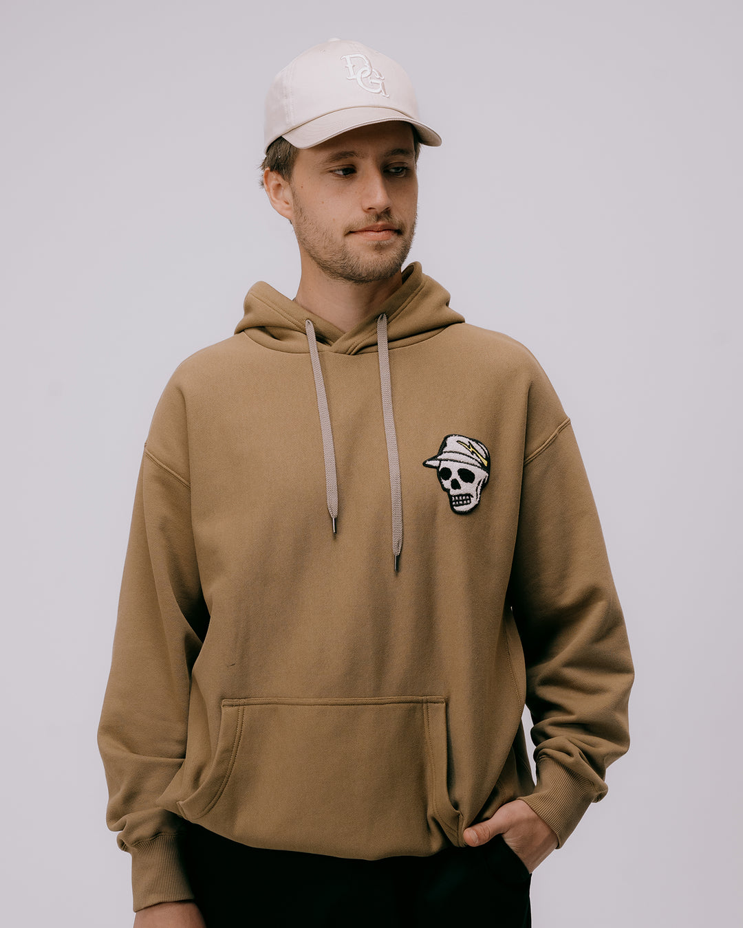 DVG HOODIE PULL OVER 075762004-WALNUT
