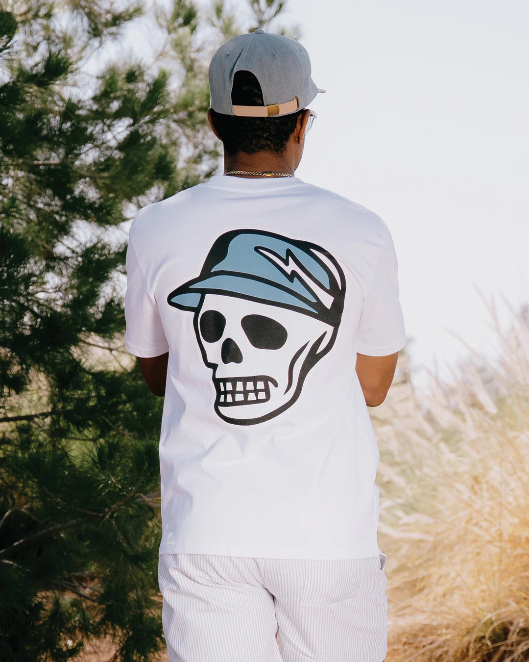Script Skull Tee 075362001-WHITE – DEVEREUX JAPAN OFFICIAL ONLINE