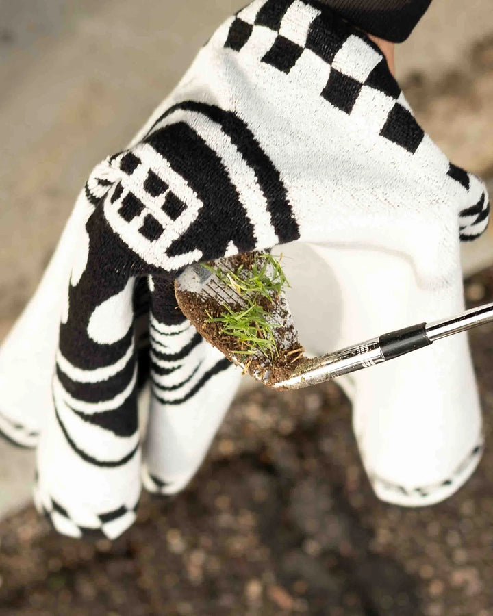 Skull Caddie Towel 075362843-BLACK