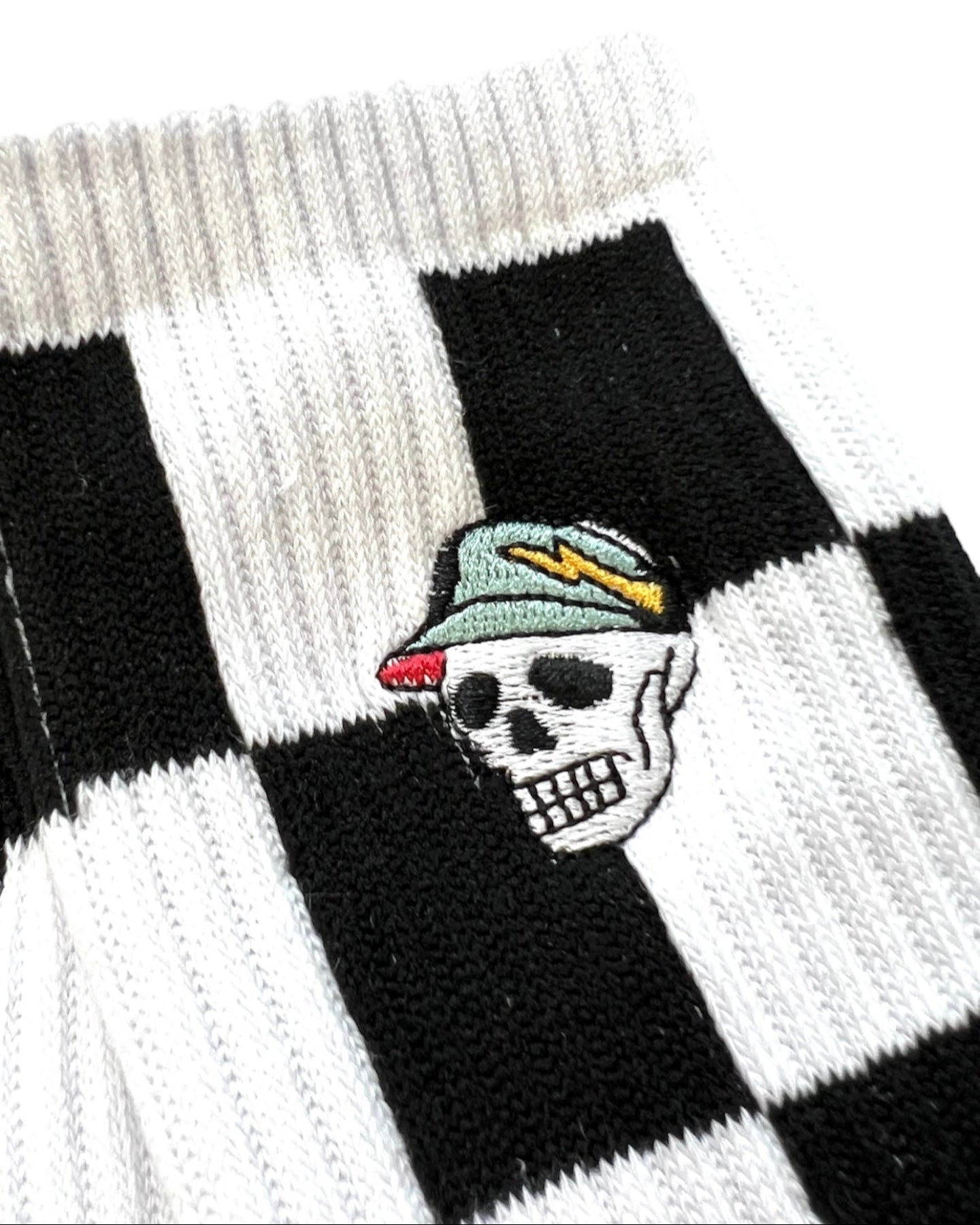 WOMEN  FLAG CHECK REGULAR SOCKS 763472806-WHITE/BLACK